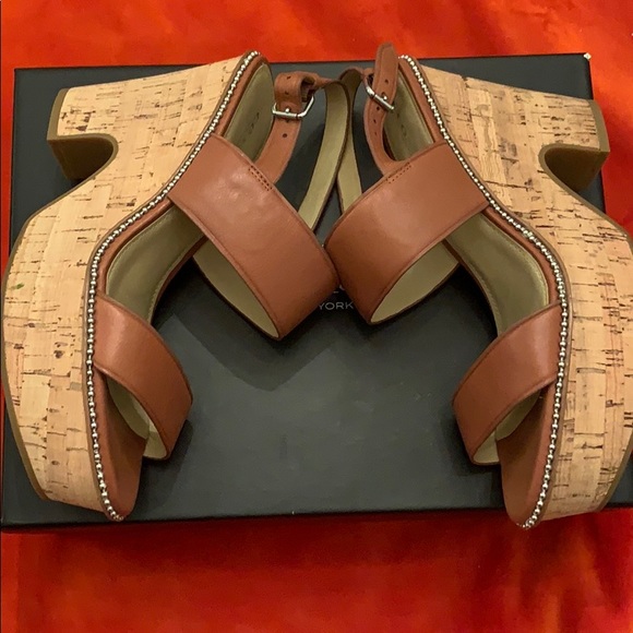 Coach saddle color wedges size 8.5 - Picture 4 of 8